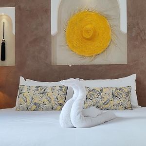 RIAD COME&VA Location Privatisée